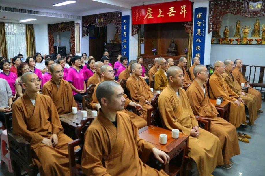 澄迈举行中老年人乒乓球联谊赛
